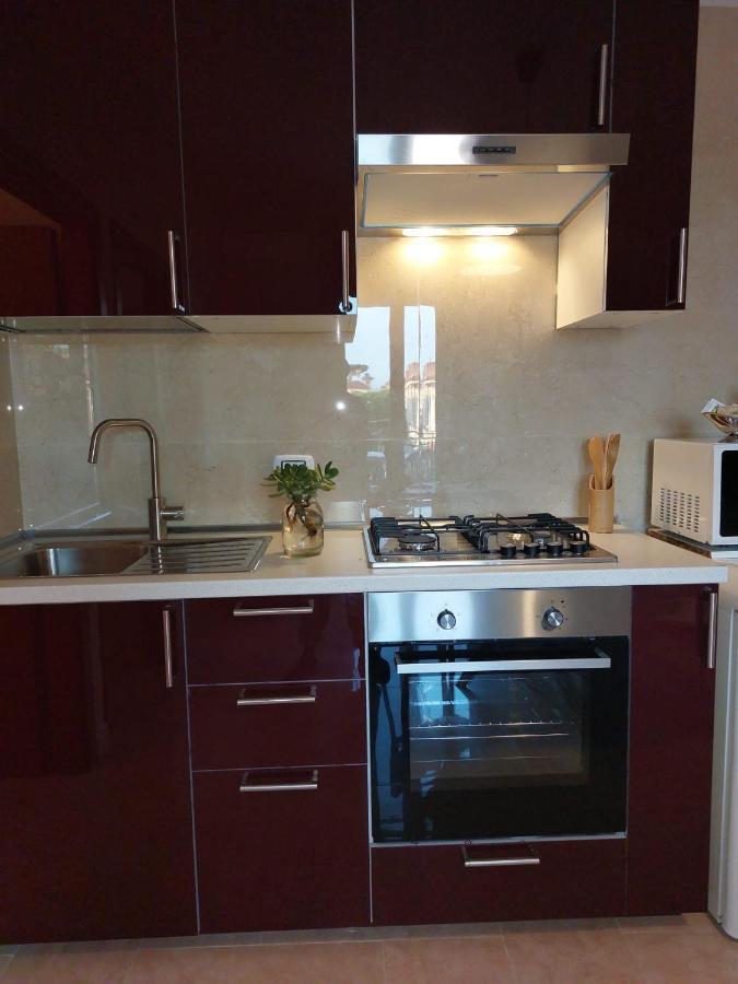 Esther Guest House Кастель-Вольтурно Екстер'єр фото