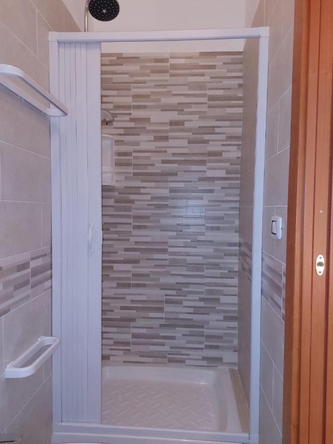 Esther Guest House Кастель-Вольтурно Екстер'єр фото