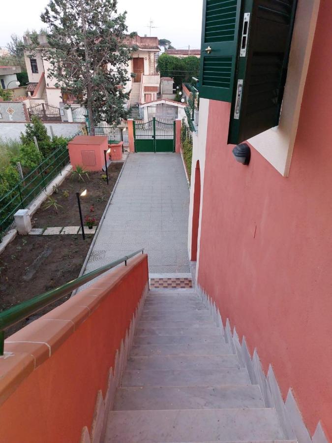 Esther Guest House Кастель-Вольтурно Екстер'єр фото
