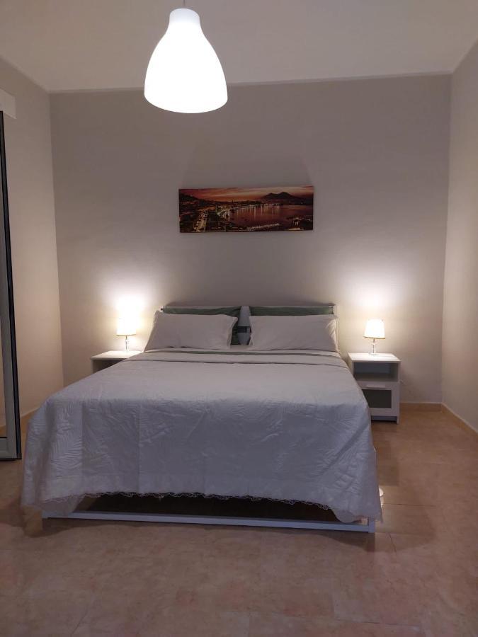 Esther Guest House Кастель-Вольтурно Екстер'єр фото