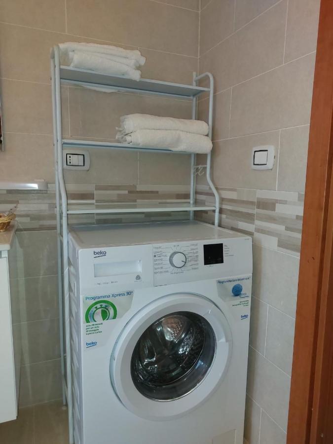 Esther Guest House Кастель-Вольтурно Екстер'єр фото