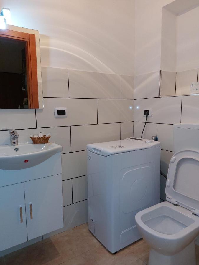 Esther Guest House Кастель-Вольтурно Екстер'єр фото